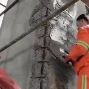 柞水梁板柱楼梯空洞蜂窝剥落露筋等表面破损修补用高强聚合物修补砂浆